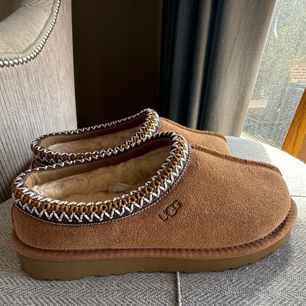 UGG Tazz Slipper